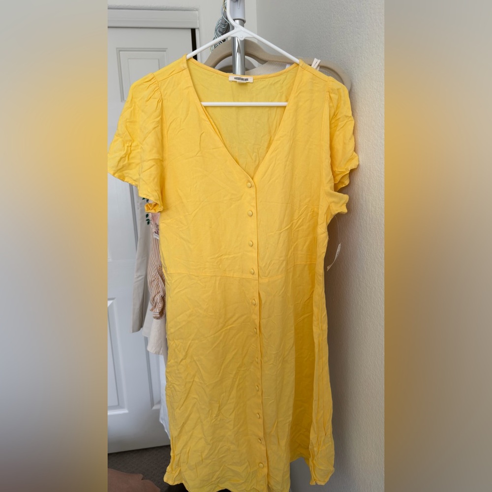 Good threads Yellow Button-Front V-Neck Dress